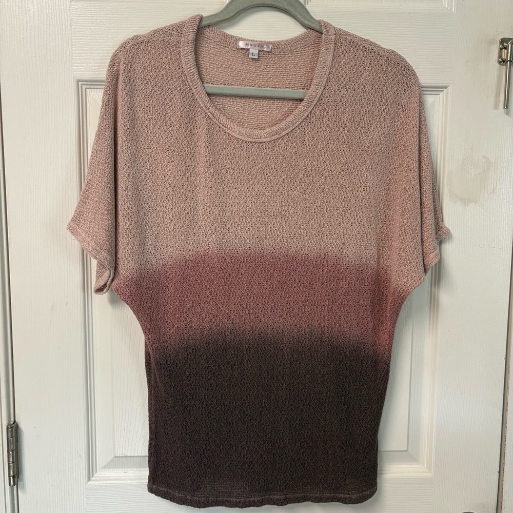 💜 3/$15. Mauve shirt. Women’s size Medium